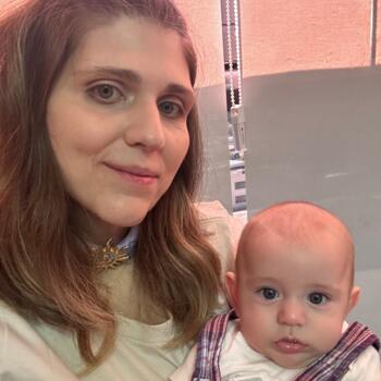 Emprego de babá em Maringá: emprego de babá Gabriele