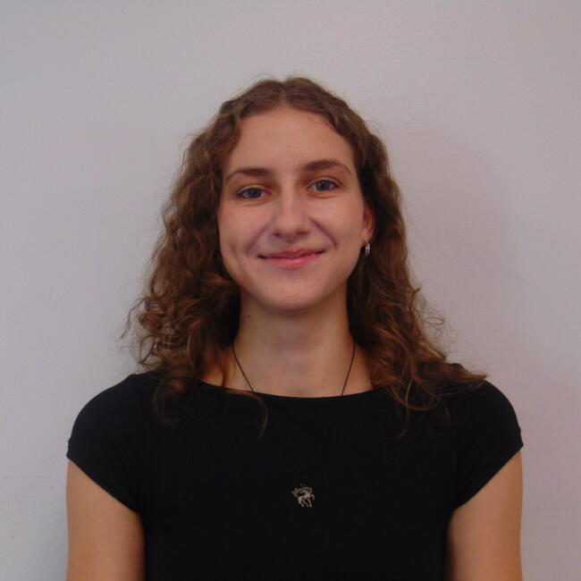 Babysitter in Johns Creek: Laura