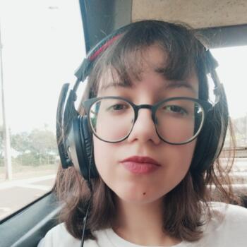 Babysitter in Assis: Rebeca