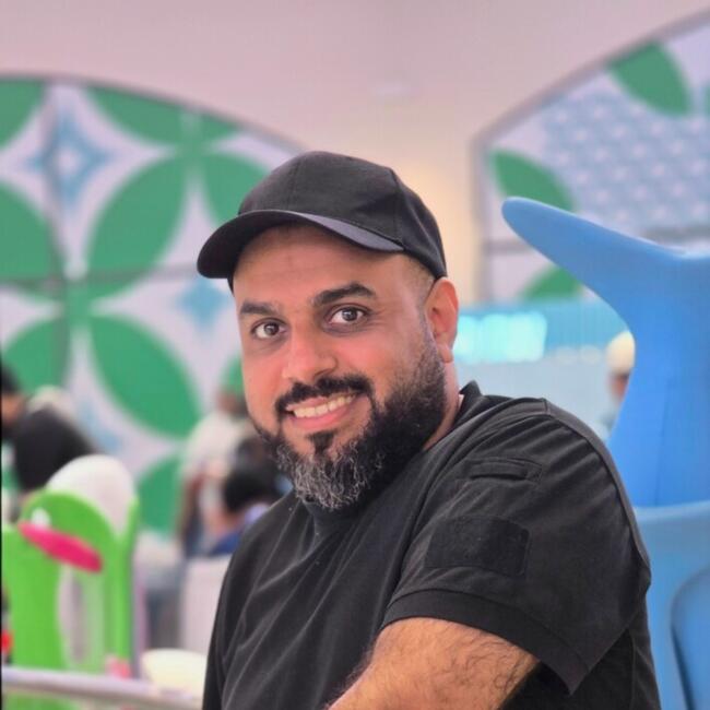 وظيفة جليسة أطفال في القطيف: BABY