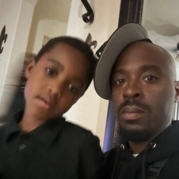 Babysitting job in Pharr: babysitting job Noble
