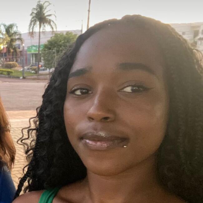 Babysitter in Belo Horizonte: Pietra