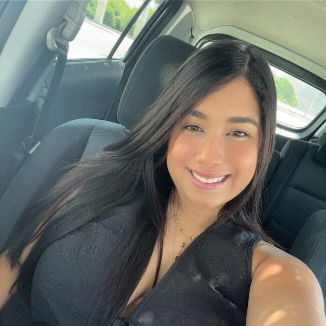 Babysitter in San Antonio: Yoneika