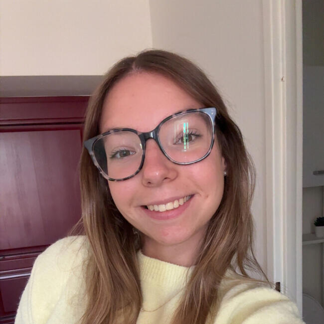 Babysitter in Montceau-les-Mines: Marilou