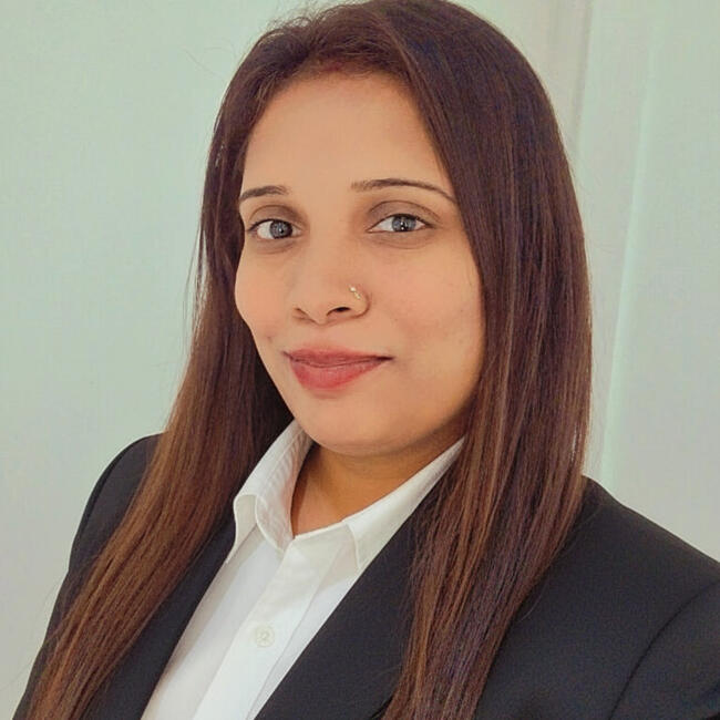 Babysitter in Basingstoke: Dayanaa