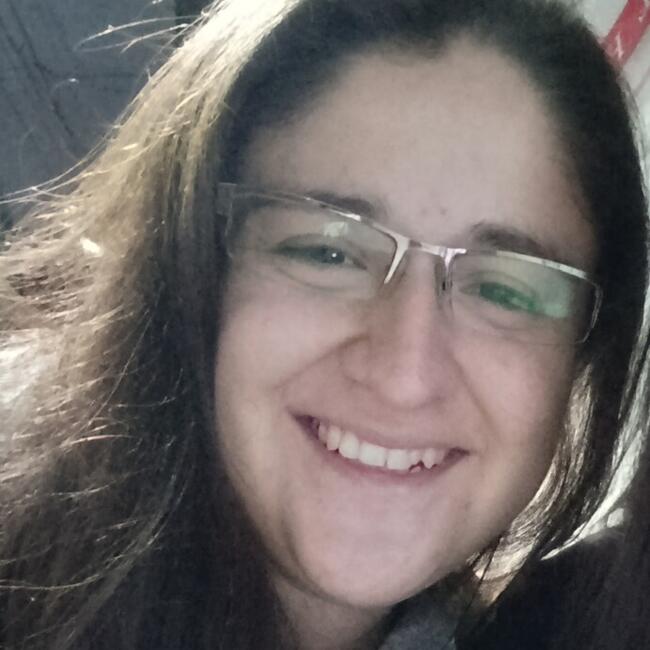 Niñera en Guernica: Abigail Pitrelli