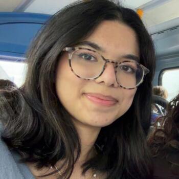 Babysitter in London: Khadija