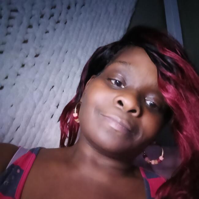 Babysitter in Charleston: Desiree