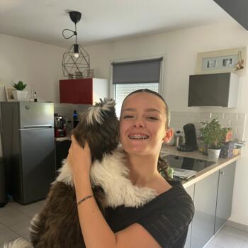 Babysitter in Monistrol-sur-Loire: Zoe