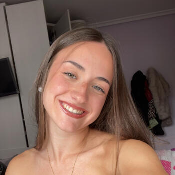 Babysitter in Huarte: Carla