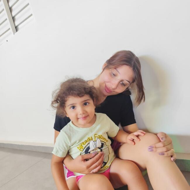 Babá em Barretos: Sara
