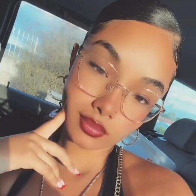 Babysitter em Almada: Halia