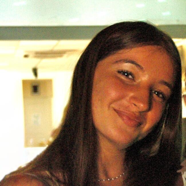 Babysitter in Marseille: Emma