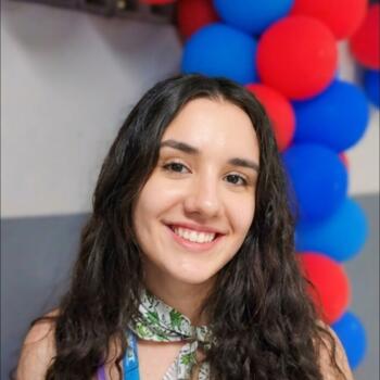 Babysitter Blumenau: Amanda