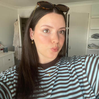 Babysitter in Perth: Roxy