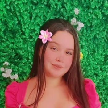 Babysitter in Cuiabá: Angela