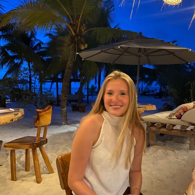 Babysitter in Dentergem: Noor