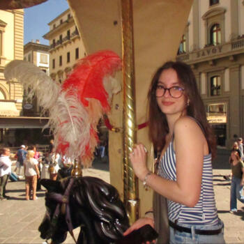 Babysitter in Budapest: Emilia