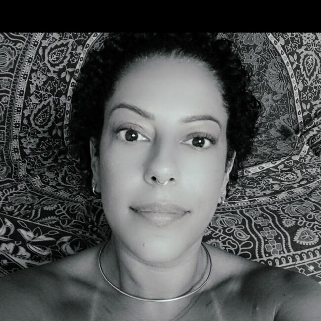 Babysitter in Praia Grande: Alexsandra