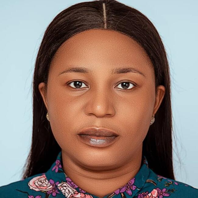 Babysitter in Kaunas: Ebikonbere Jennifer