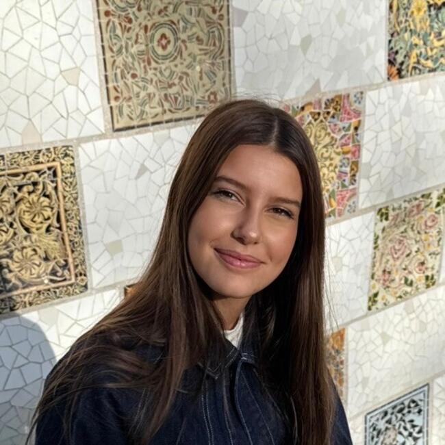 Babysitter in Vaulruz: Naomy