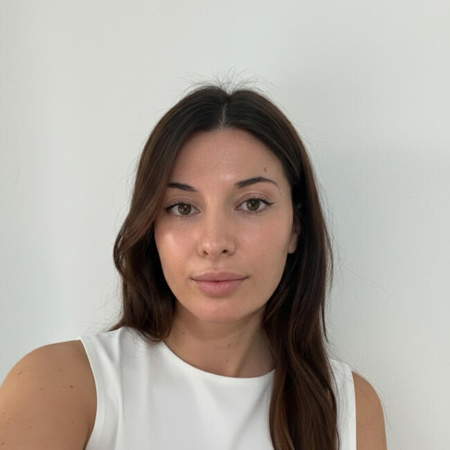 Babysitter in Gold Coast: Dennise