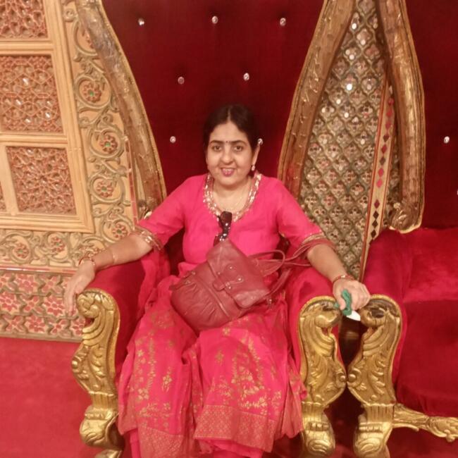 Babysitter in Mumbai: Deepti Khullar