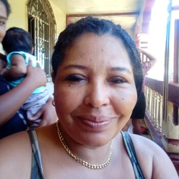 Babysitter in San Miguelito: Karla