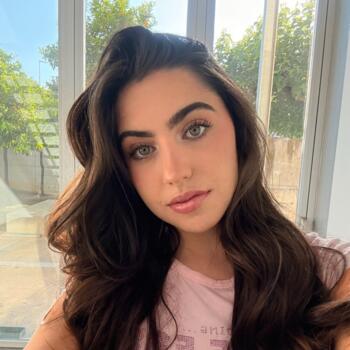 Babysitter in Estepona: Adriana