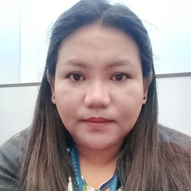 جليسة أطفال في أبوظبي: Maricel