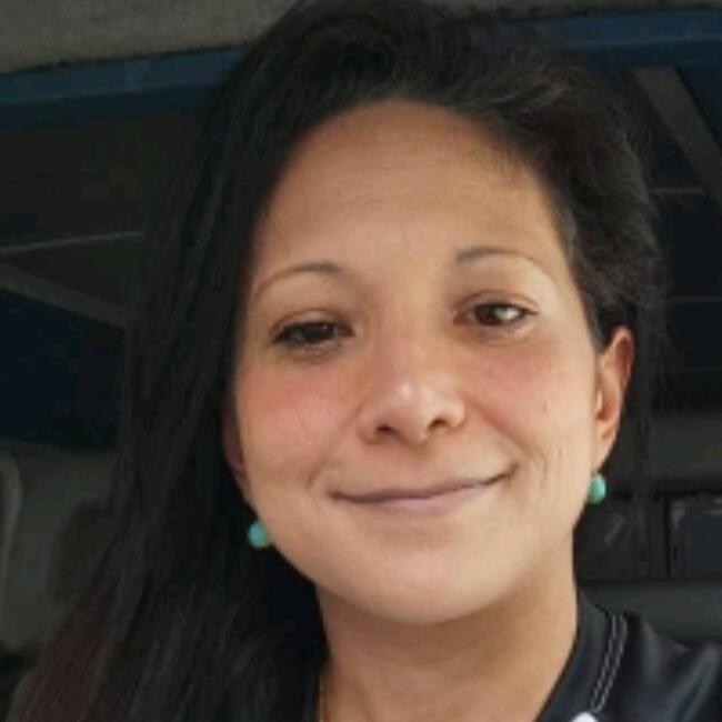 Babysitter in Caracas: Diny Karina