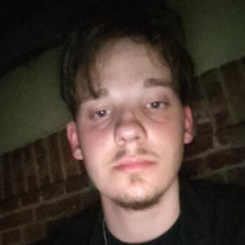 Babysitter in Charleroi: Jonathan
