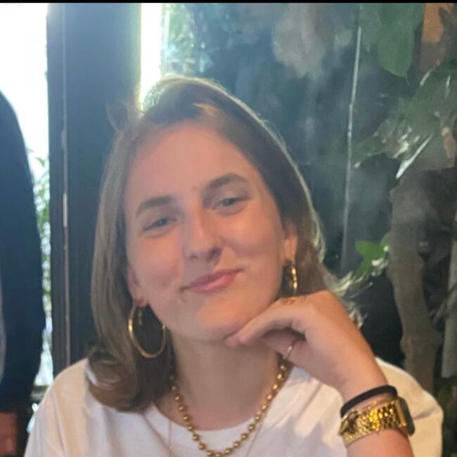 Babysitter in Hillegom: Mila