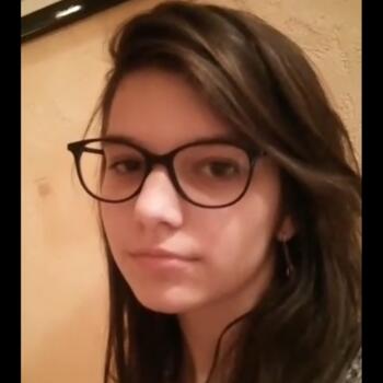 Baby-sitter in Fleury-les-Aubrais: Marine