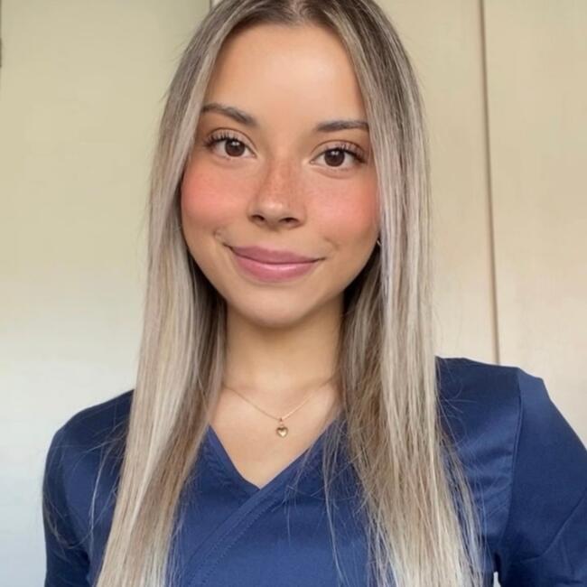 Niñera en Santiago de Chile: Isidora Alvarado Muñoz