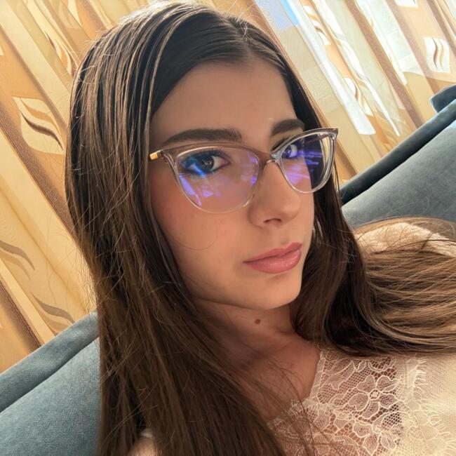 Babysitter in Constanța: Alexandra
