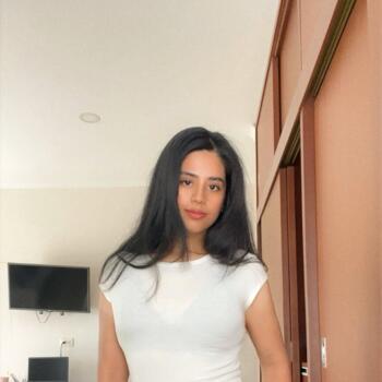 Babá Brasília: Adriana