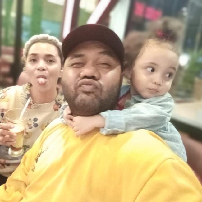 Lowongan pekerjaan babysitting di Pulau Bali: Ria Fransine