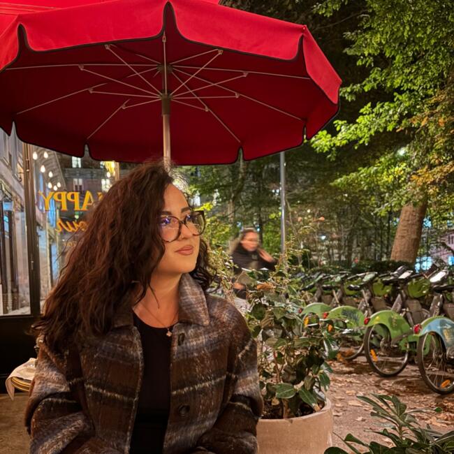 Babysitter in Issé: Anaïs