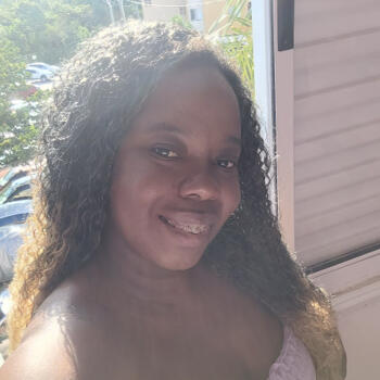 Babysitter Petrópolis: Aline