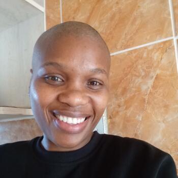 Nanny in Motherwell: Nompumelelo