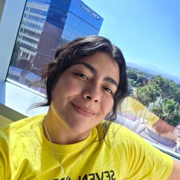 位於洛杉矶的臨時保母: Pamela