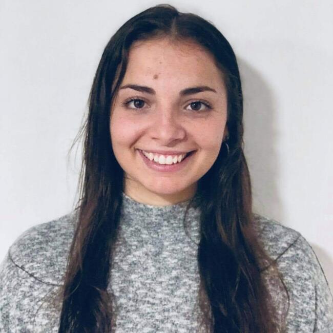 Babysitter in Montevideo: Lucia