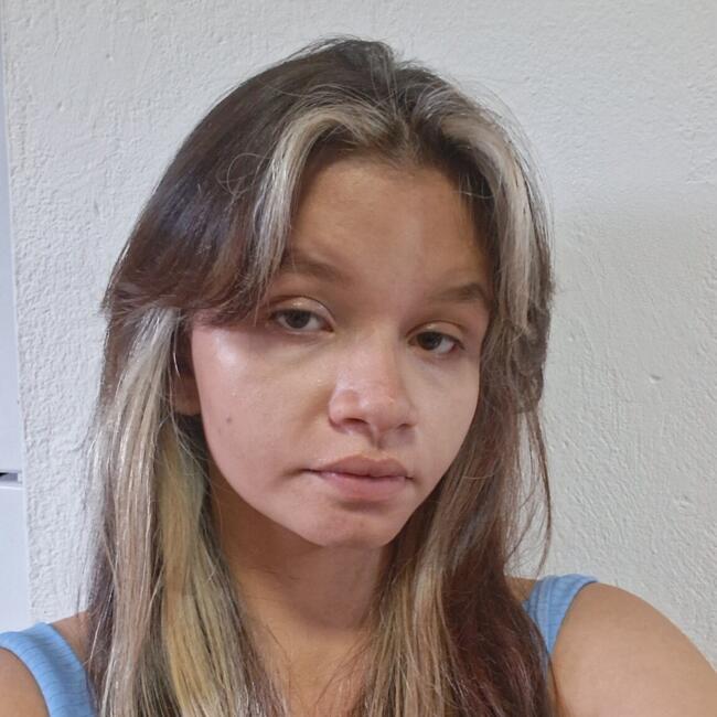 Babá em Cuiabá: Mirian