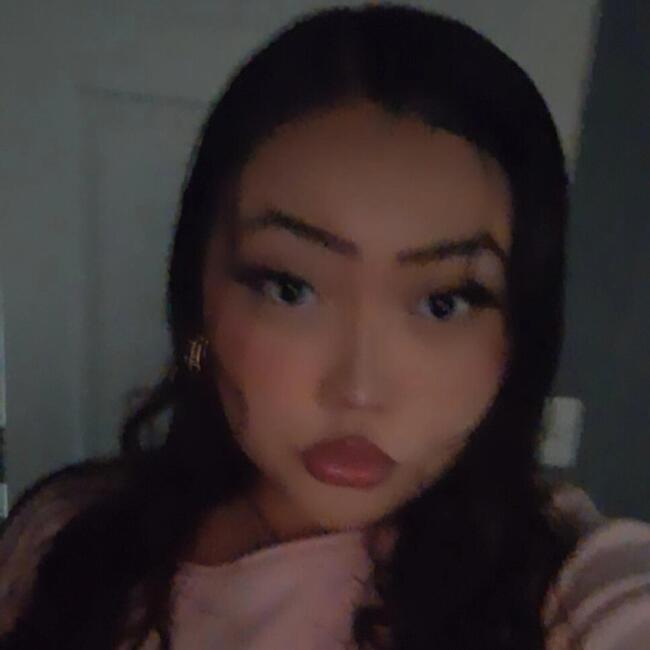 Babysitter in Omaha: Cinthia