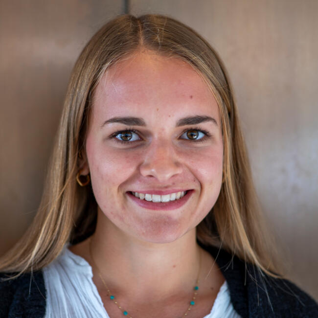 Babysitter in Rennes: Charlotte