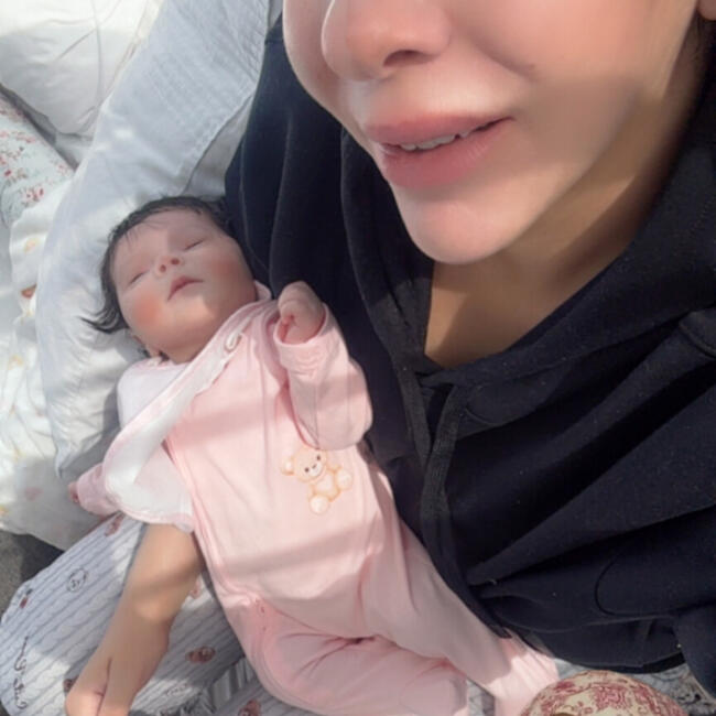 وظيفة جليسة أطفال في الرياض: Nayrouz