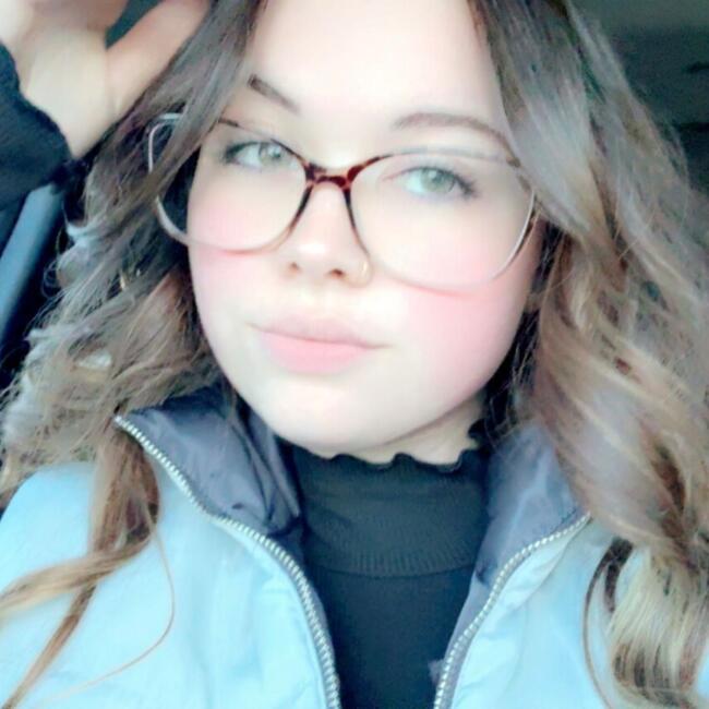 Babysitter in Greeley: Josie