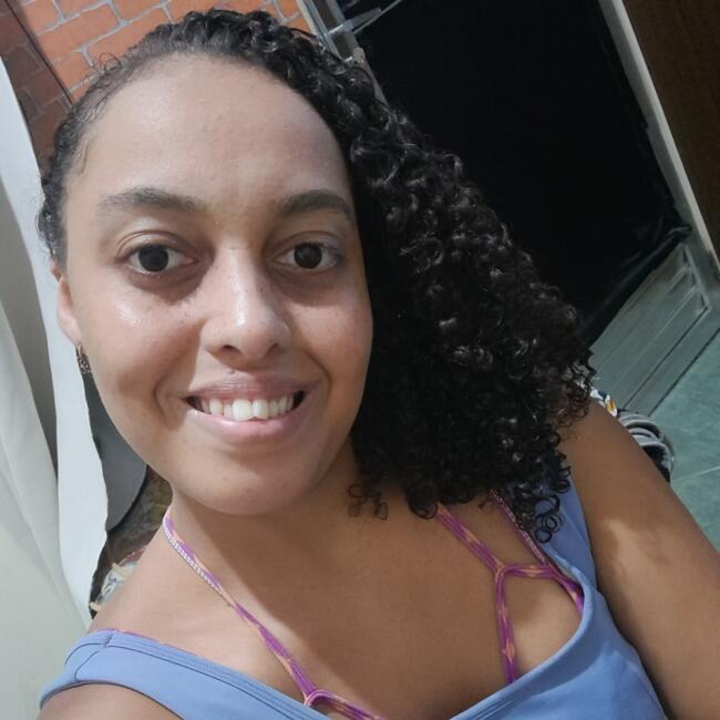 Babysitter in Nova Friburgo: Layla