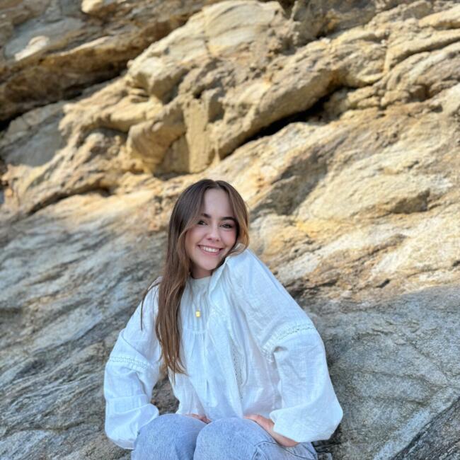 Babysitter in Nantes: Lilou